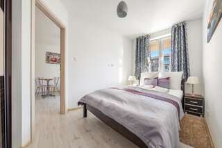 Апартаменты Apartamenty Sun&Snow Osiedle Bursztynowe Колобжег One-Bedroom Apartment - Baltycka 16A-7