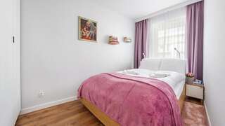 Апартаменты Apartamenty Sun&Snow Osiedle Bursztynowe Колобжег One-Bedroom Apartment - Bałtycka 11 B-2